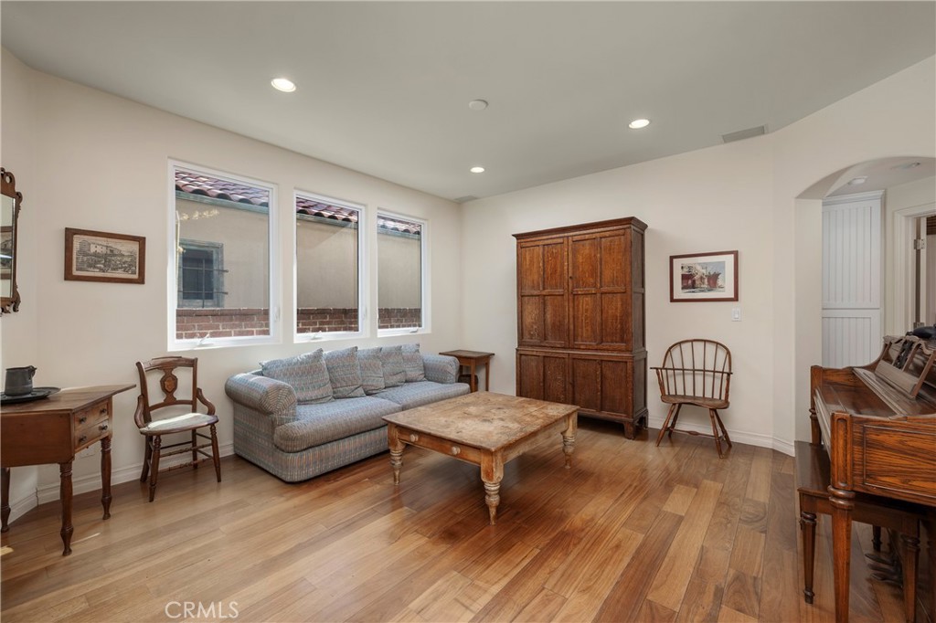 19 Geneva Property Photo 7