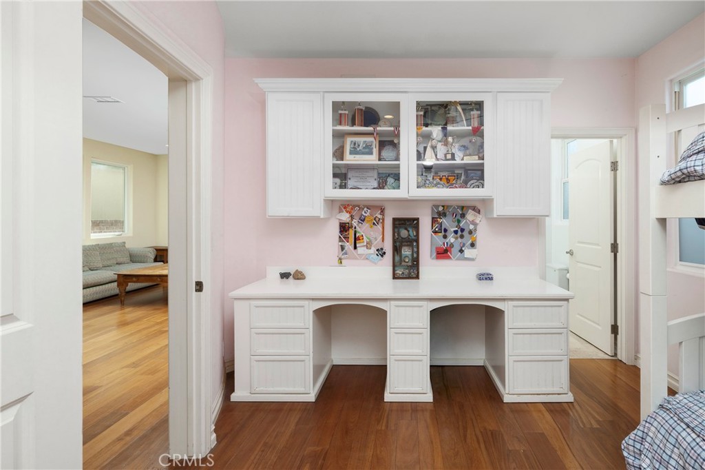 19 Geneva Property Photo 9