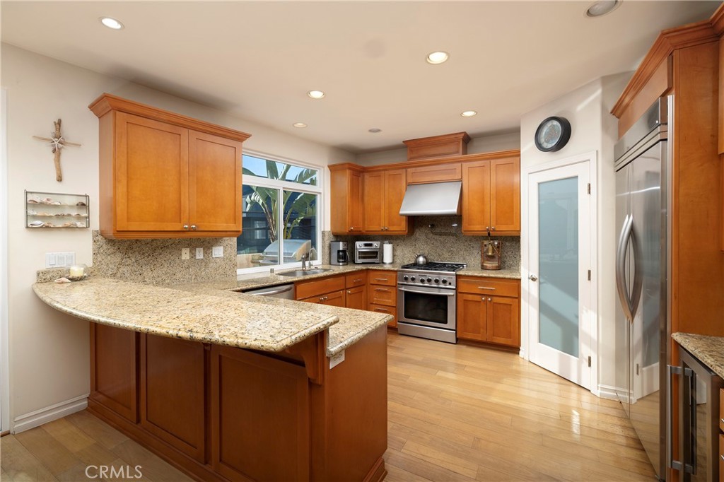 19 Geneva Property Photo 18