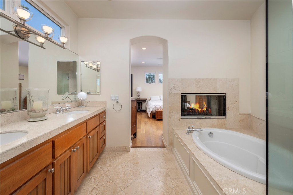 19 Geneva Property Photo 23