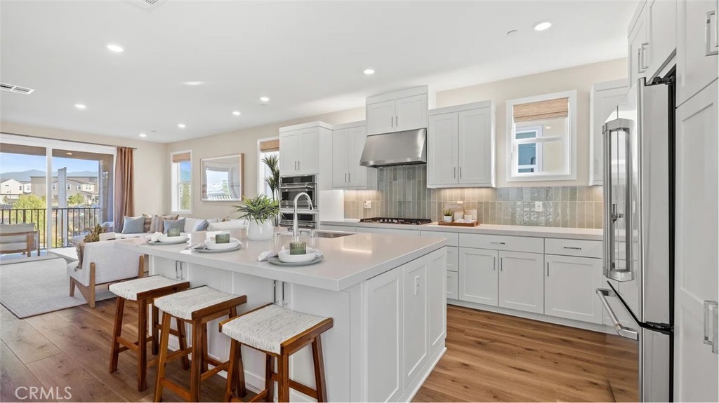 713 Sonia Property Photo 1