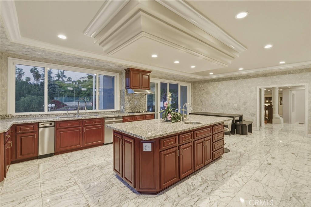 2740 Shadow Canyon Property Photo 8