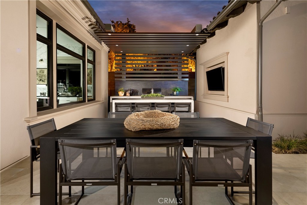 536 Sahara Property Photo 4