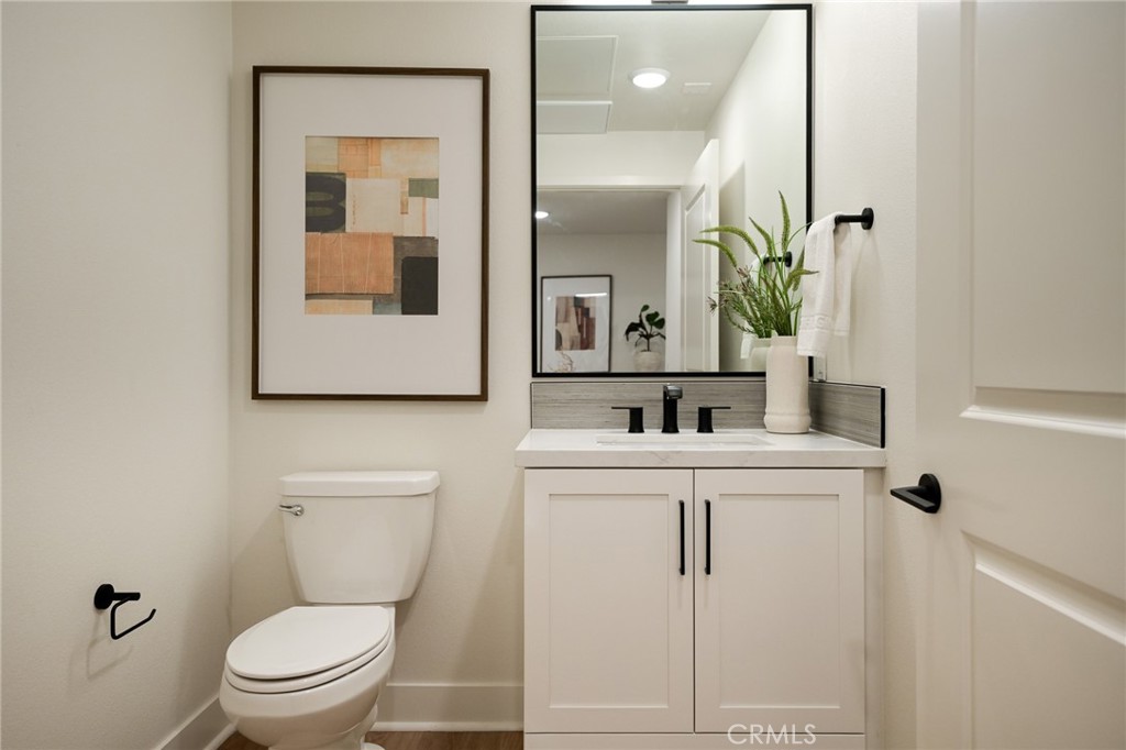 414 Main 400 Property Photo 12