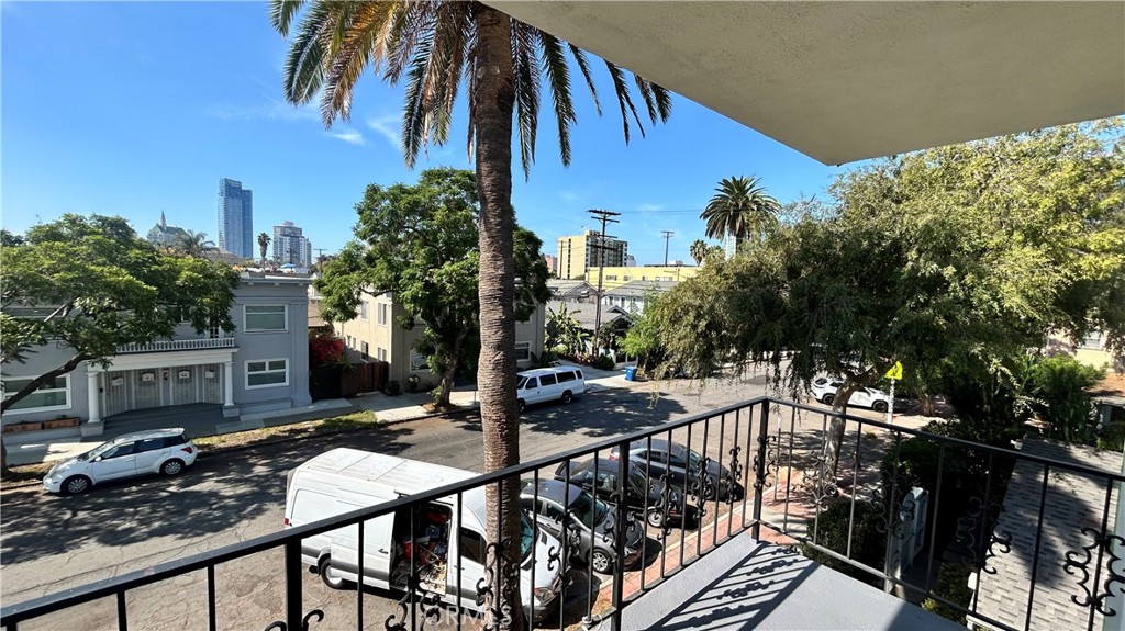 787 Gardenia Property Photo 1