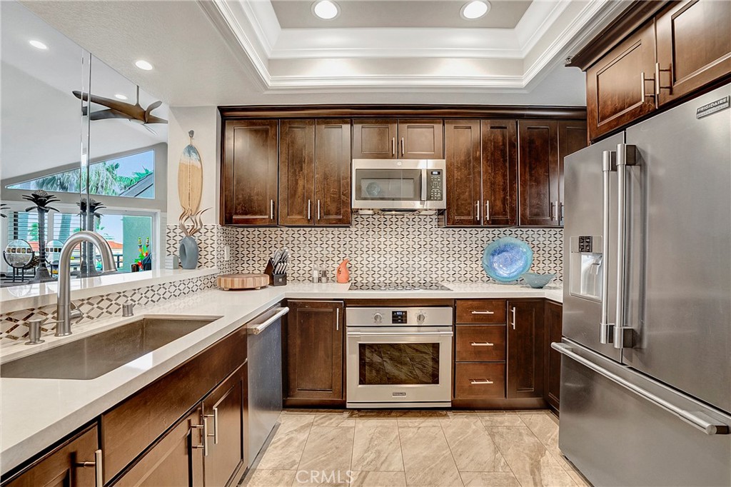 1200 Pacific Coast 426 Property Photo 11