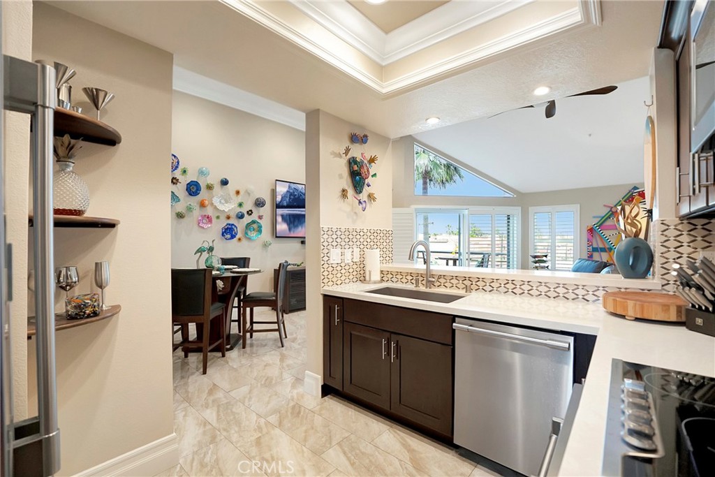1200 Pacific Coast 426 Property Photo 14