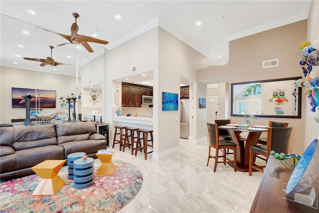 1200 Pacific Coast 426 Property Photo 16