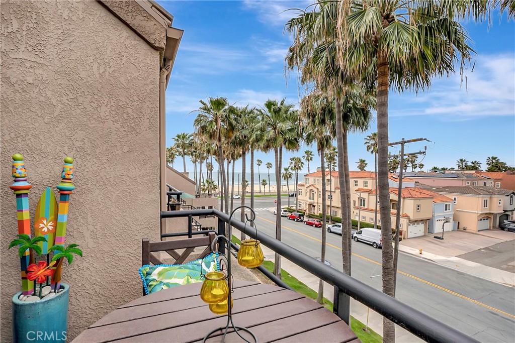 1200 Pacific Coast 426 Property Photo 24