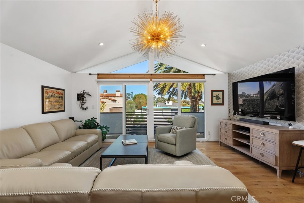 31761 Isle Royal Drive Property Photo 13