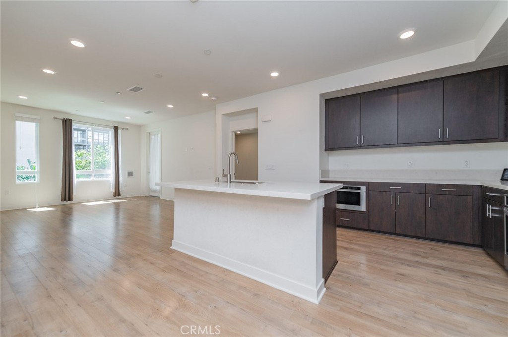 2414 Nolita Property Photo 2