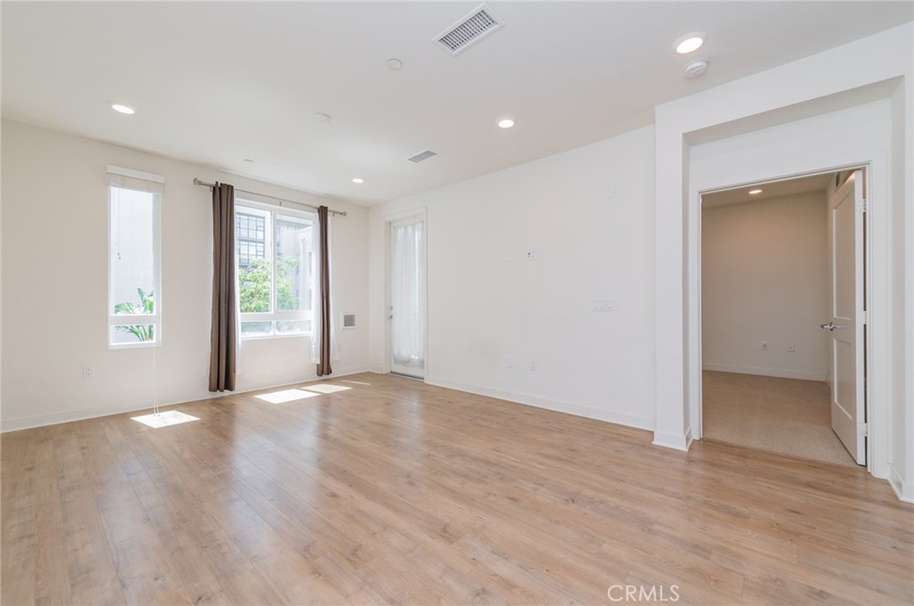 2414 Nolita Property Photo 11