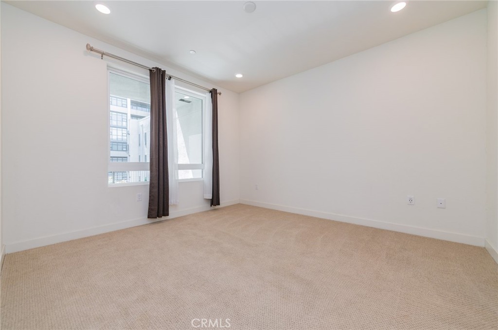 2414 Nolita Property Photo 12