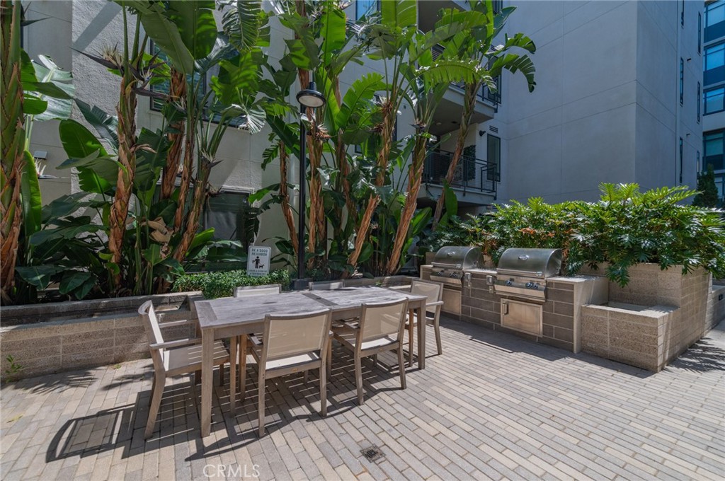 2414 Nolita Property Photo 28