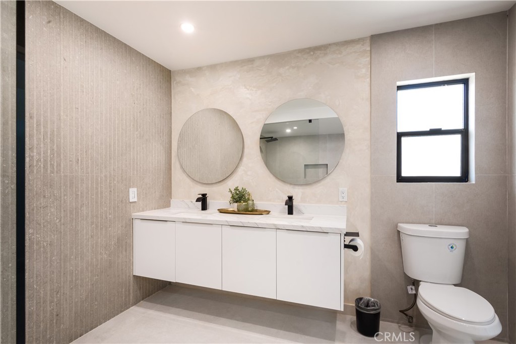 2011 S Tulare Property Photo 36