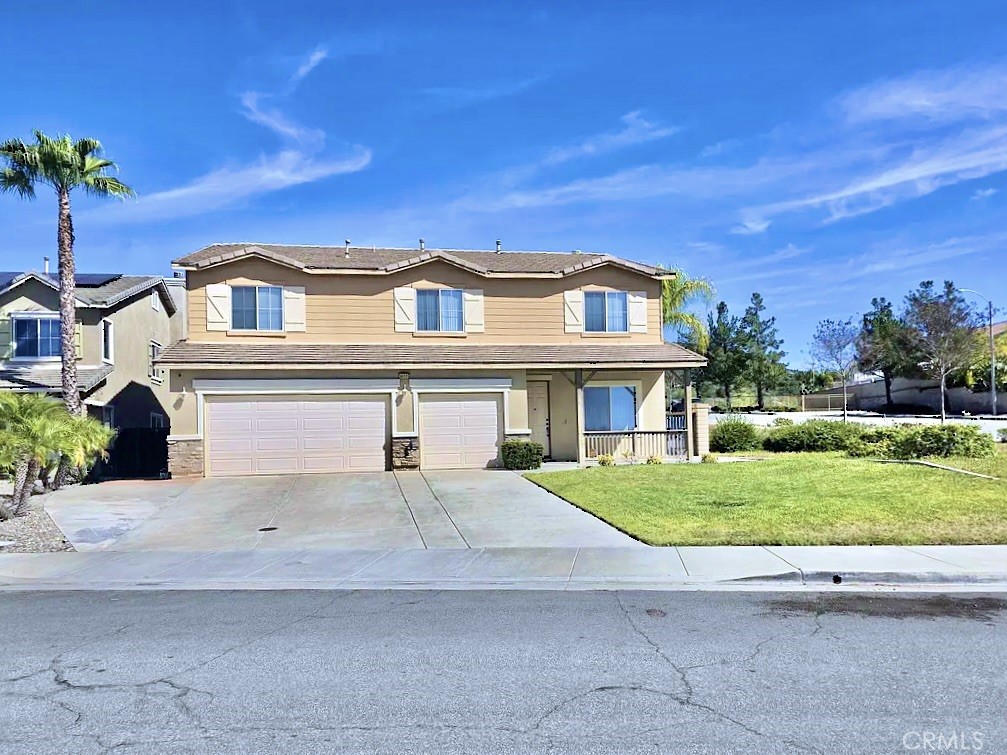 36005 Redgrave Property Photo 2