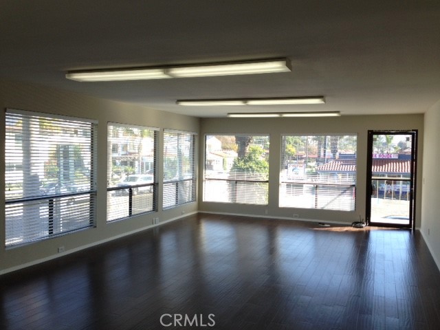 1810 S El Camino Real C Property Photo 2
