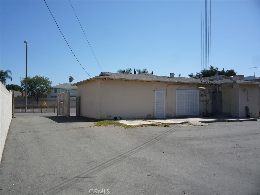 1645 S Euclid Property Photo 8