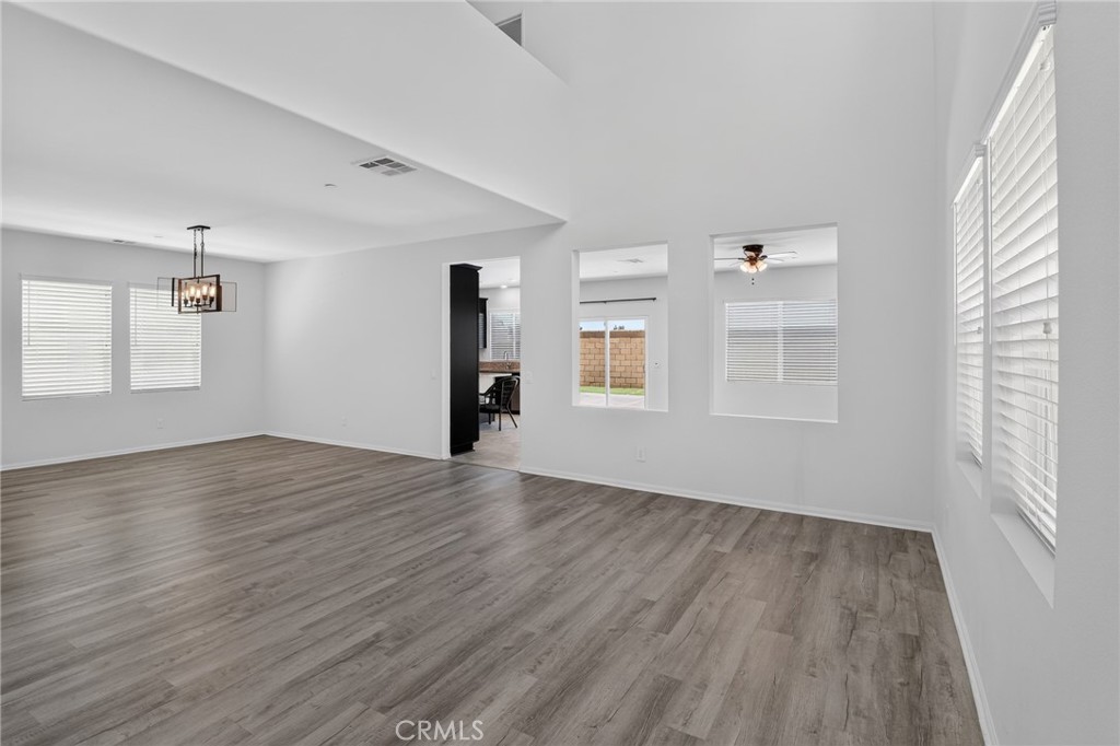12892 Claremore Property Photo 6