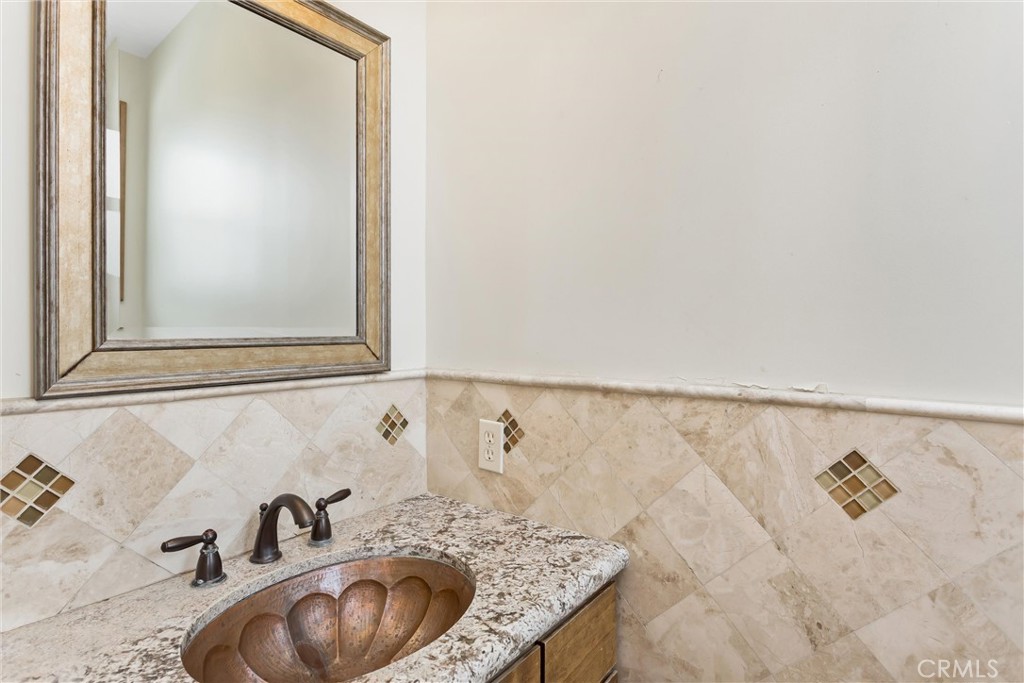 204 Saint Catherine Property Photo 24