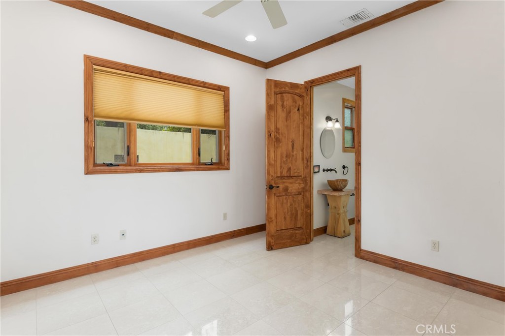 204 Saint Catherine Property Photo 25