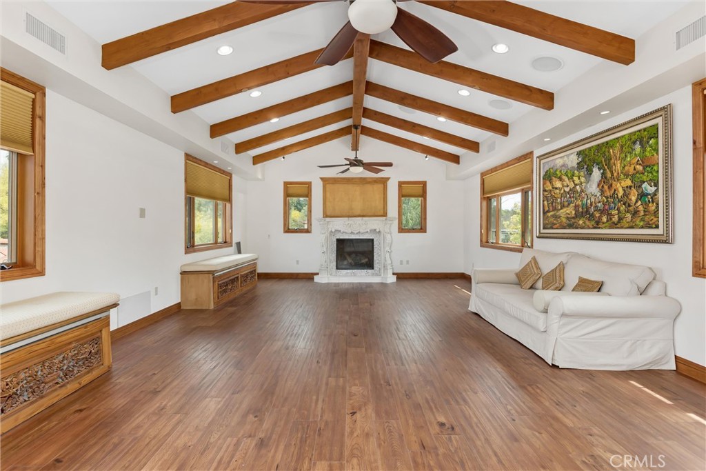 204 Saint Catherine Property Photo 32