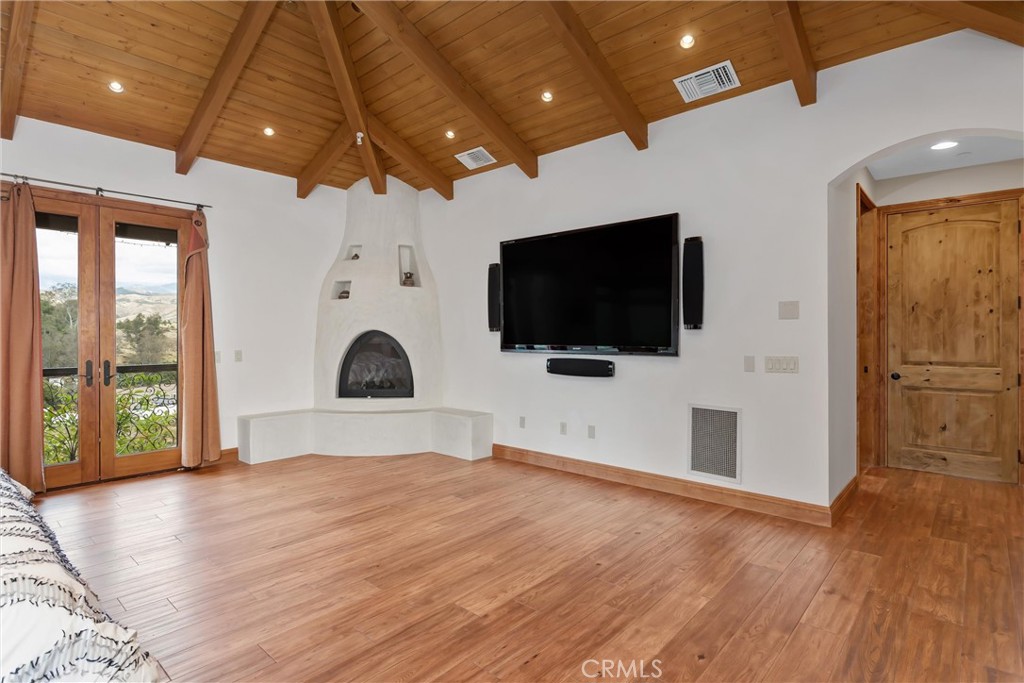 204 Saint Catherine Property Photo 38