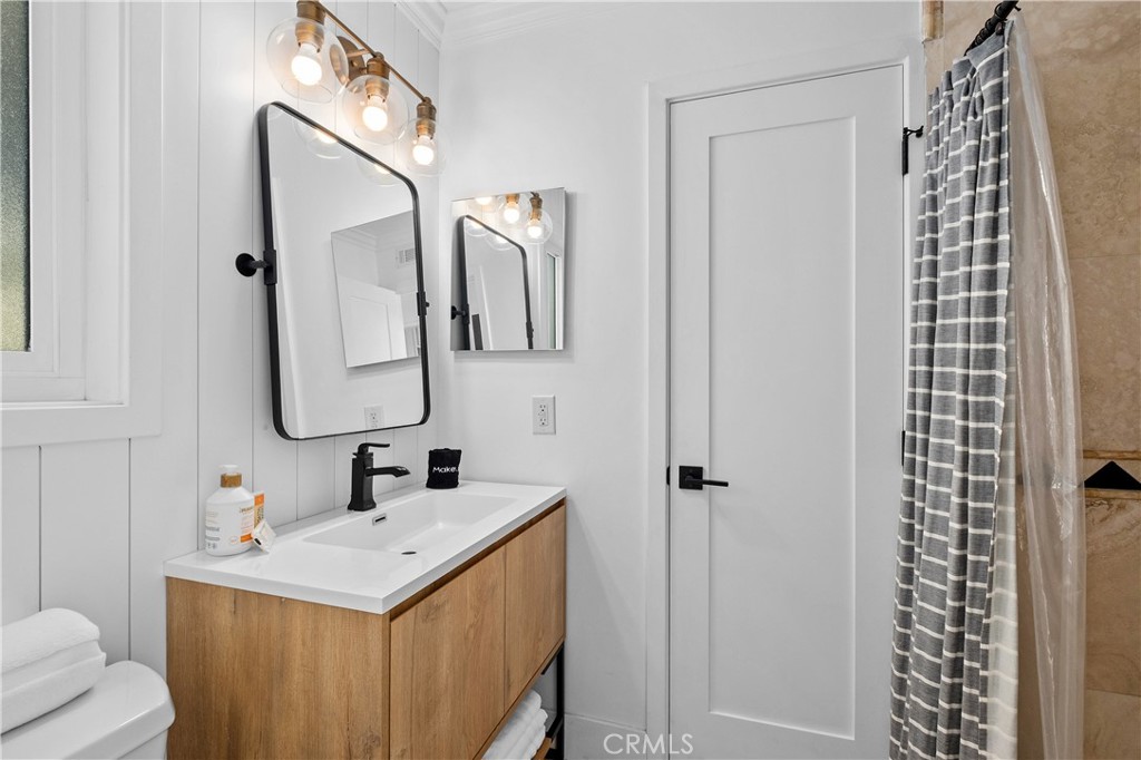 515 Monterey R4 Property Photo 11