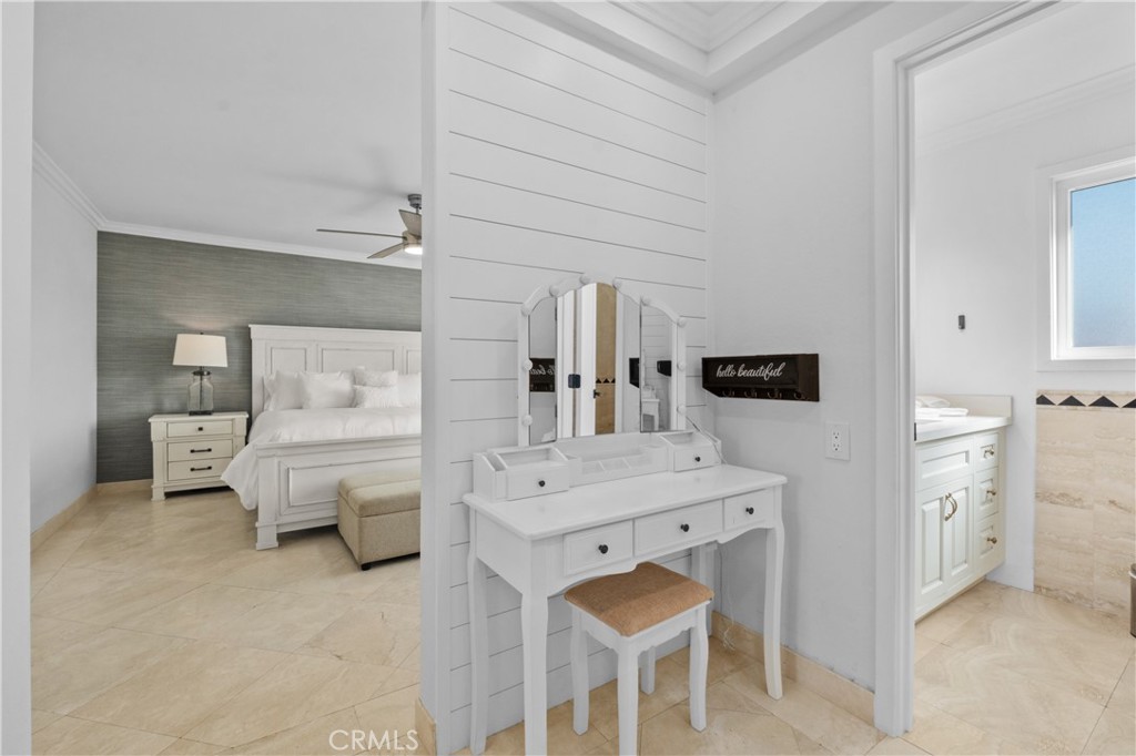 515 Monterey R4 Property Photo 14