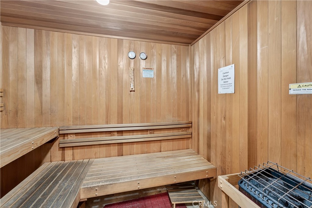 123 Madrid Property Photo 37