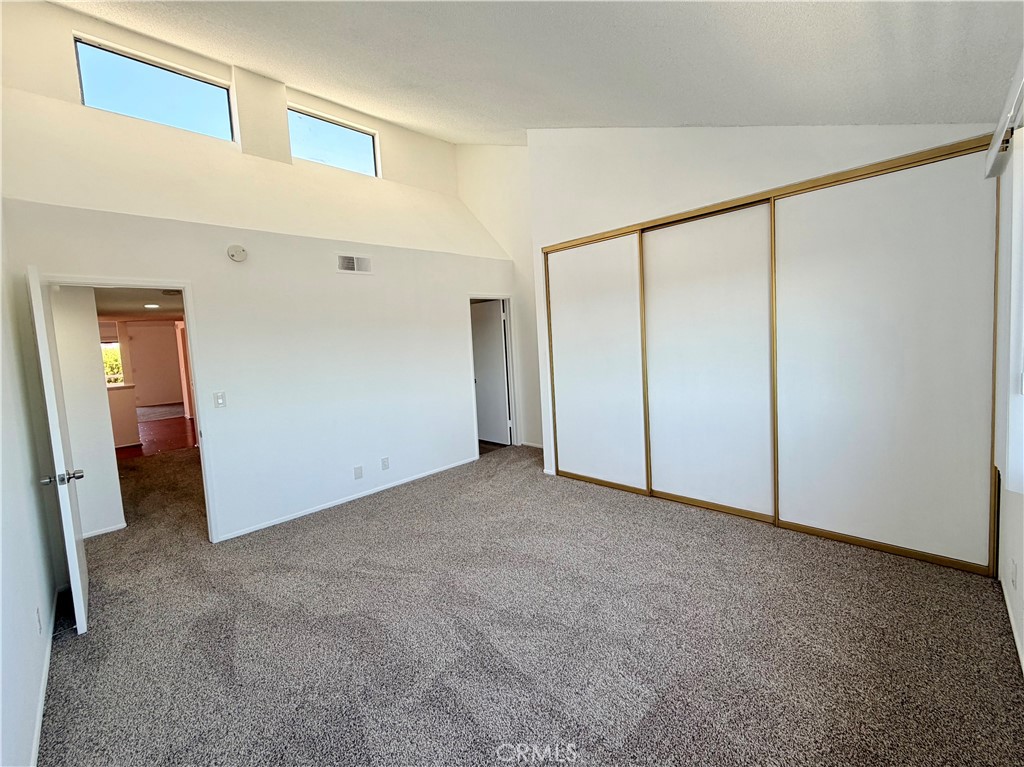 946 W 220th 218 Property Photo 17