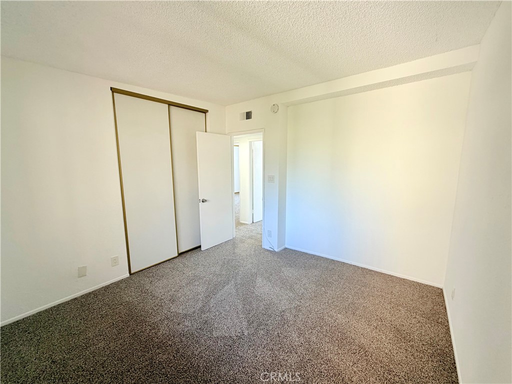 946 W 220th 218 Property Photo 26