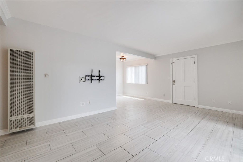 205 13th Street D Property Photo 13