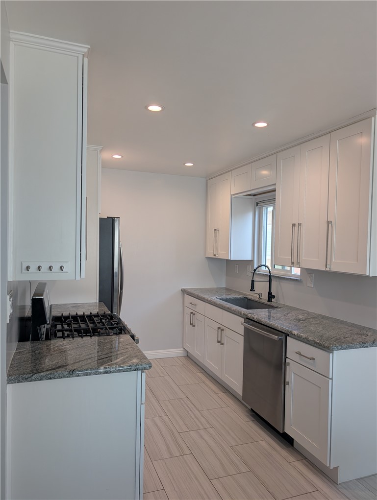 205 13th Street D Property Photo 19