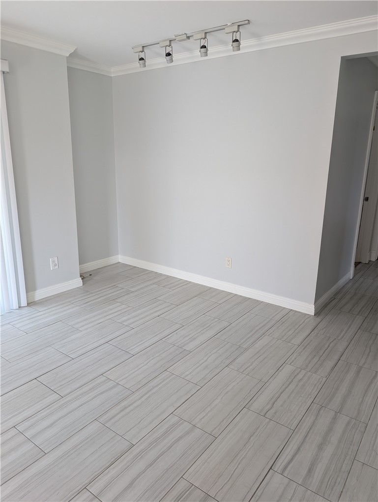 205 13th Street D Property Photo 25