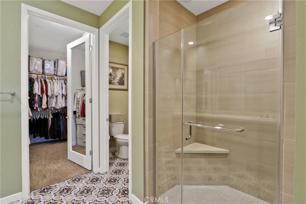 10902 Flora Park Way Property Photo 14