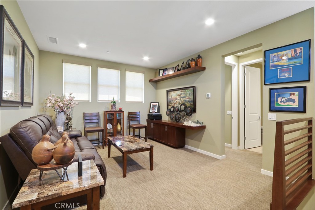 10902 Flora Park Way Property Photo 18
