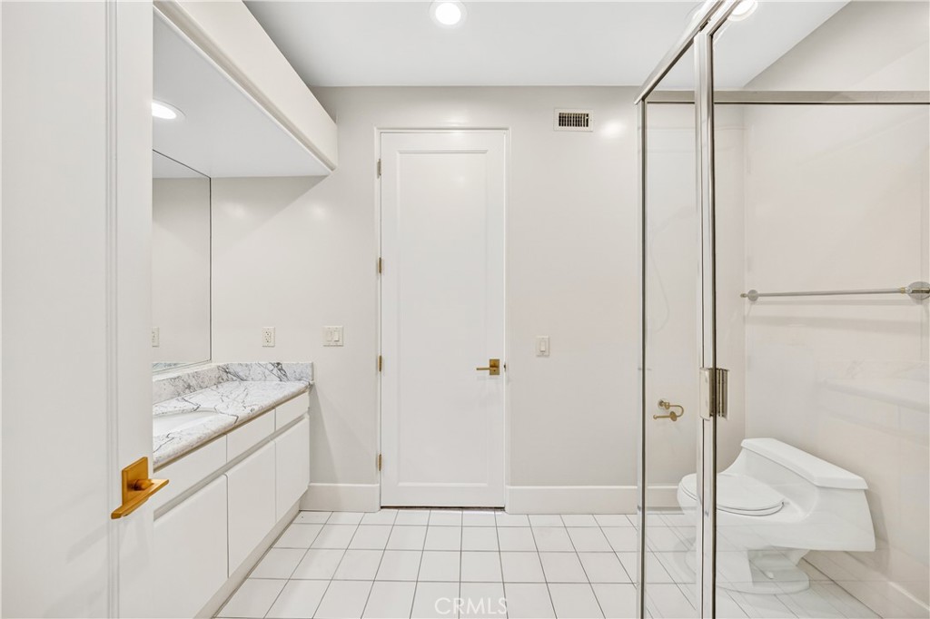 931 Hampton Property Photo 24