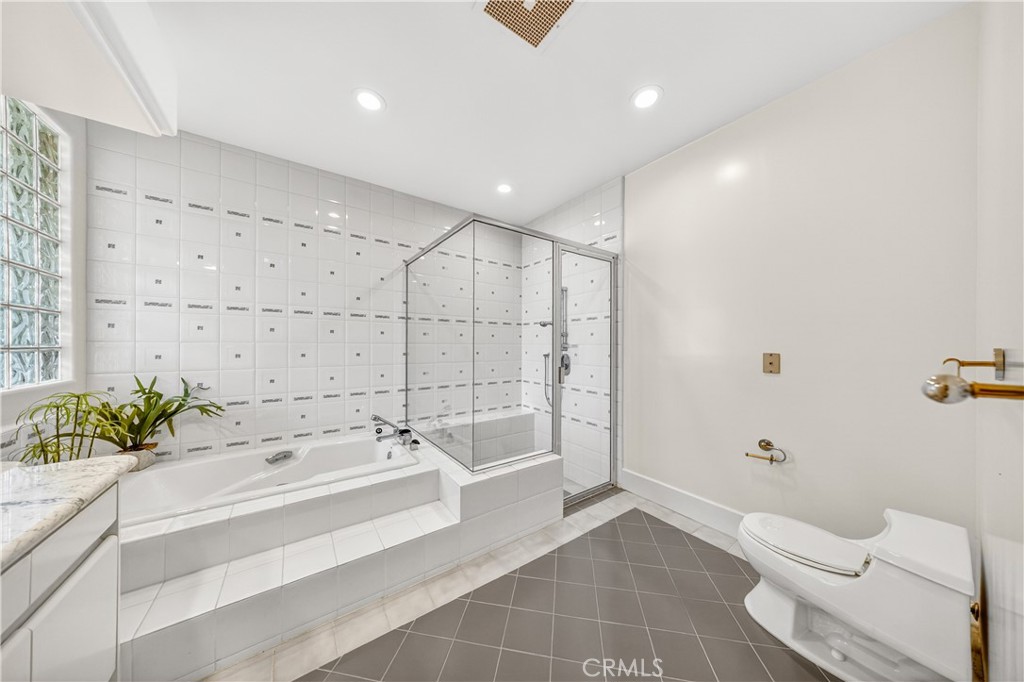 931 Hampton Property Photo 38