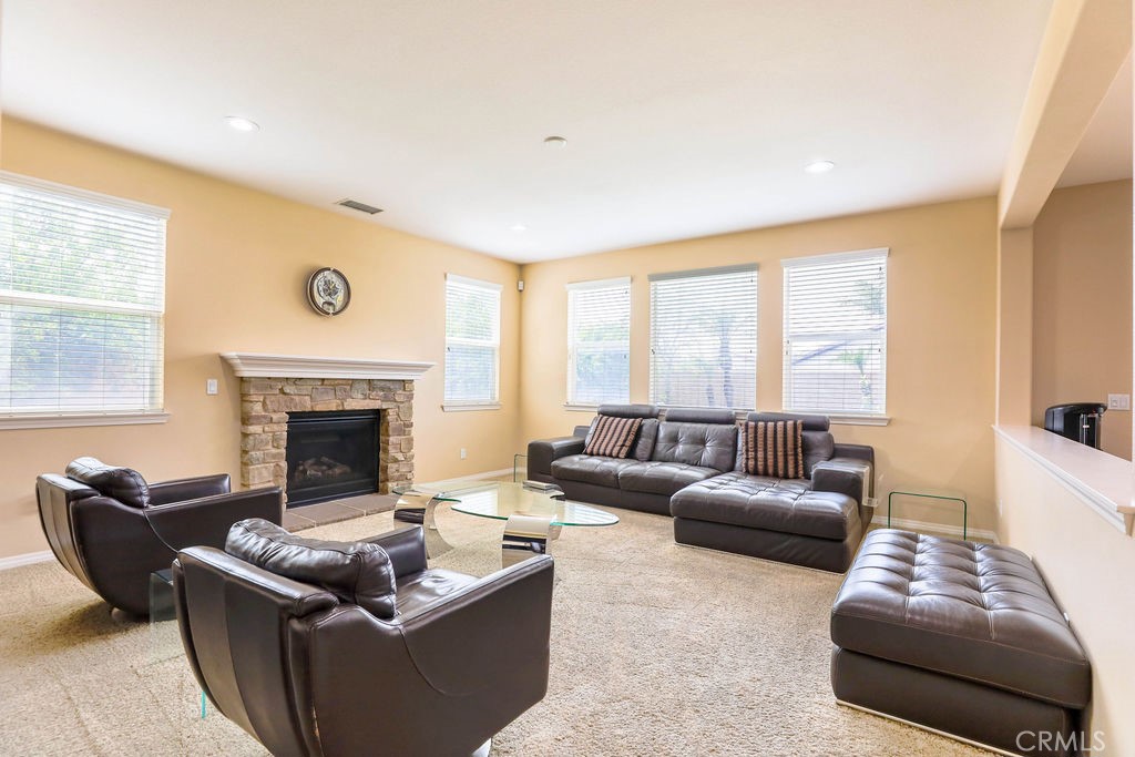 6877 Thistle Street Property Photo 14