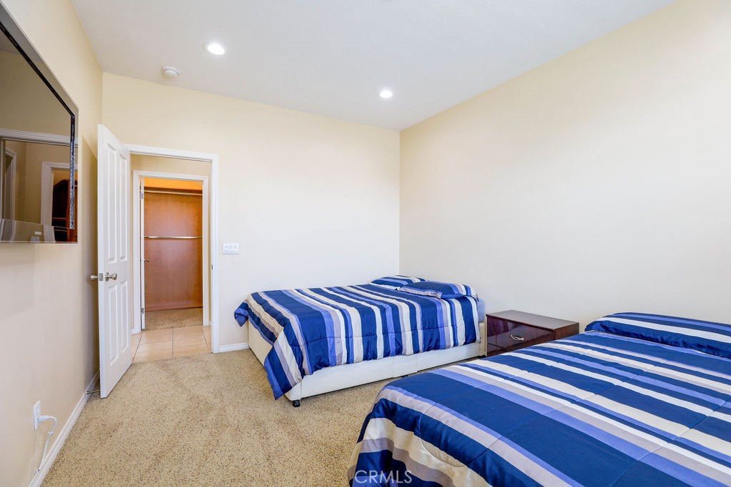 6877 Thistle Street Property Photo 20