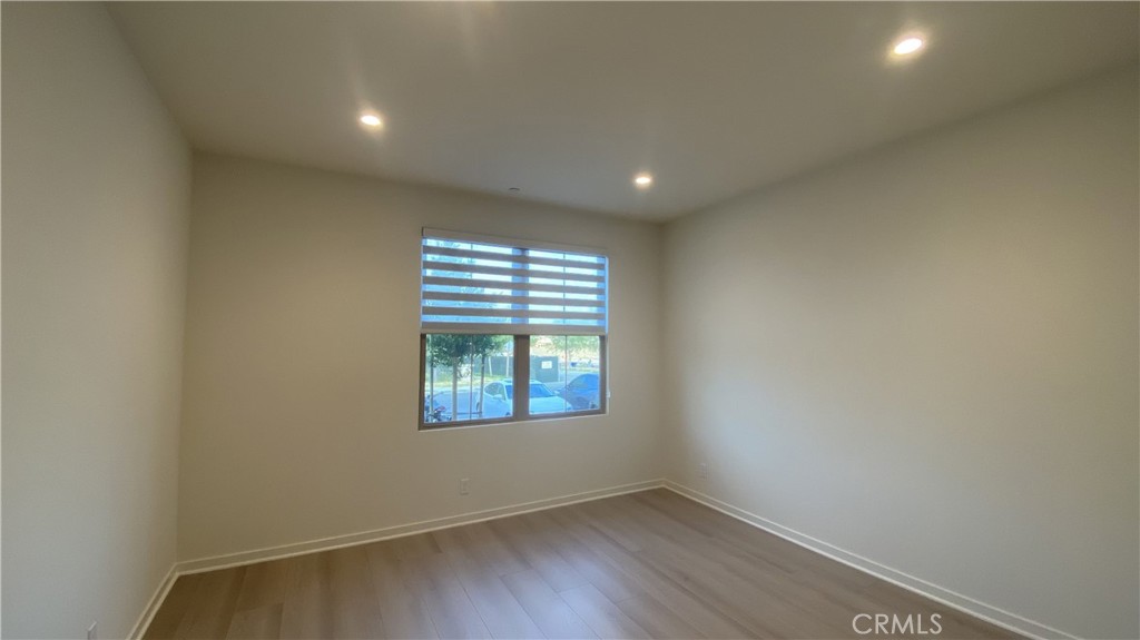 110 Sunnyside Property Photo 10