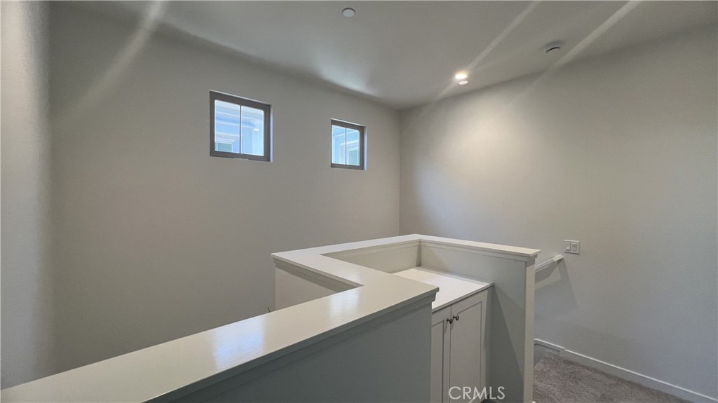 110 Sunnyside Property Photo 12