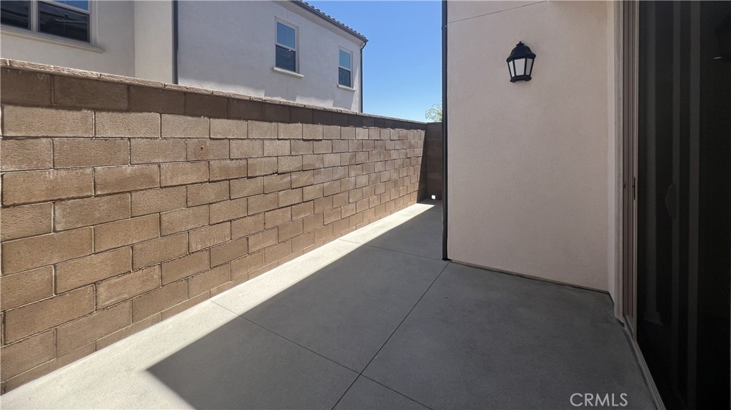 110 Sunnyside Property Photo 25