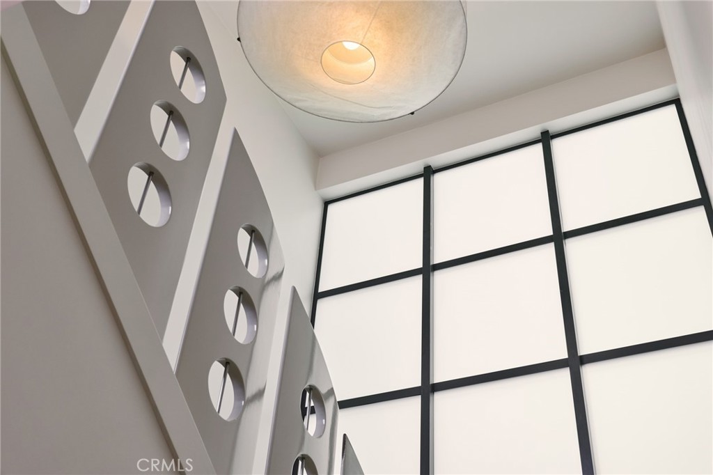 1112 Park Street Property Photo 23