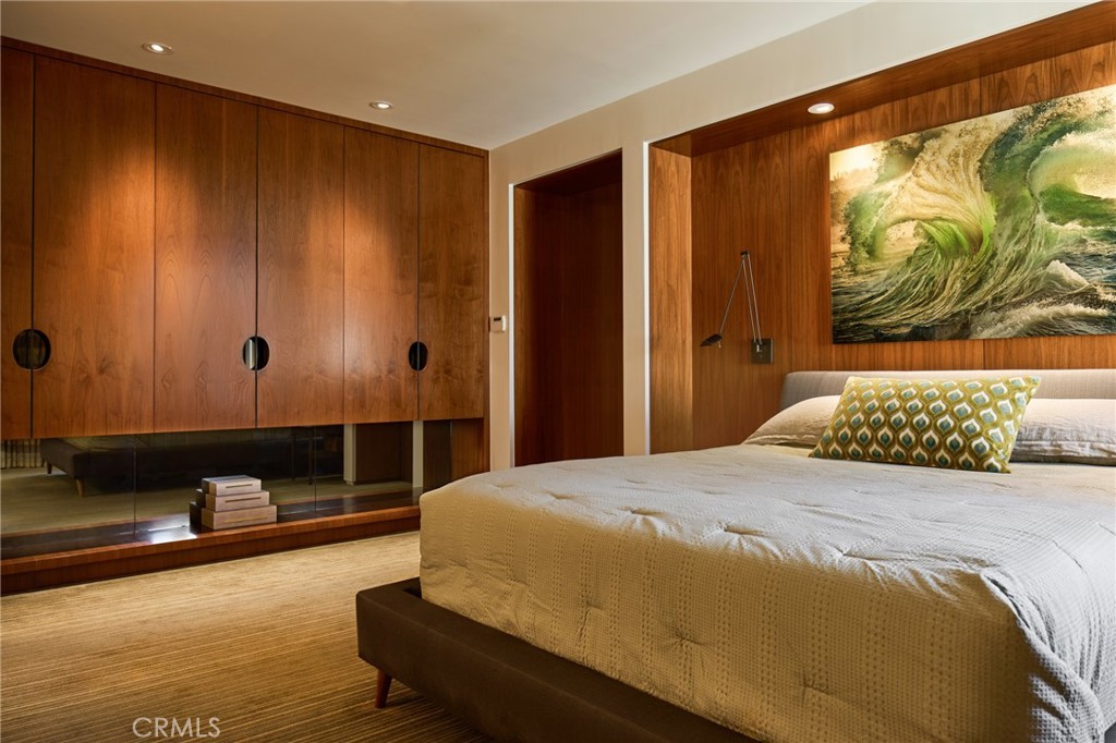 1112 Park Street Property Photo 25