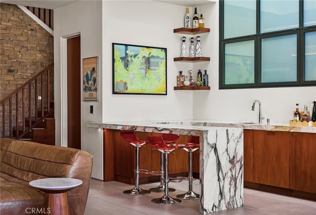 1112 Park Street Property Photo 30