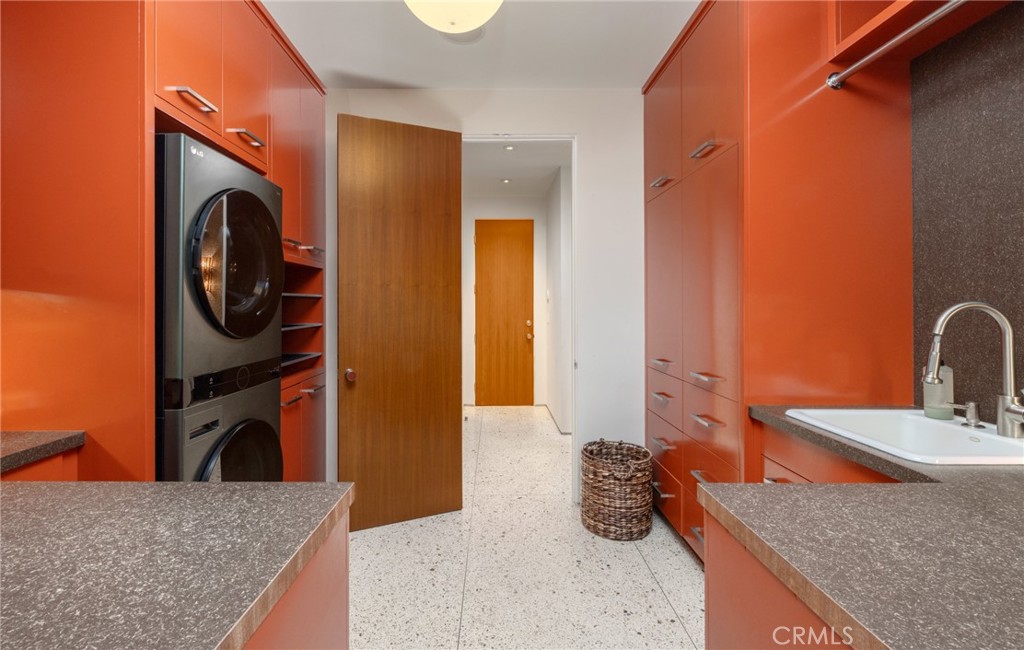 1112 Park Street Property Photo 50