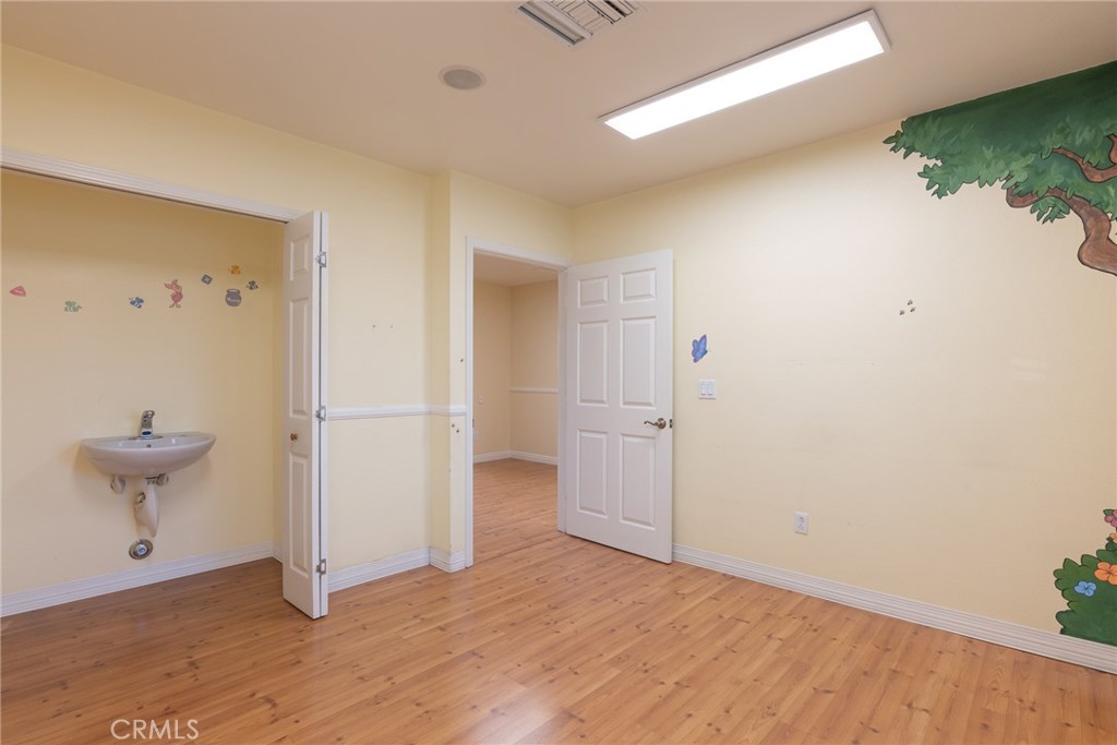 19361 Beach Blvd. Property Photo 10