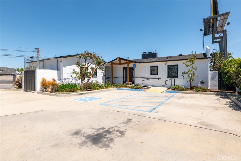 19361 Beach Blvd. Property Photo 27